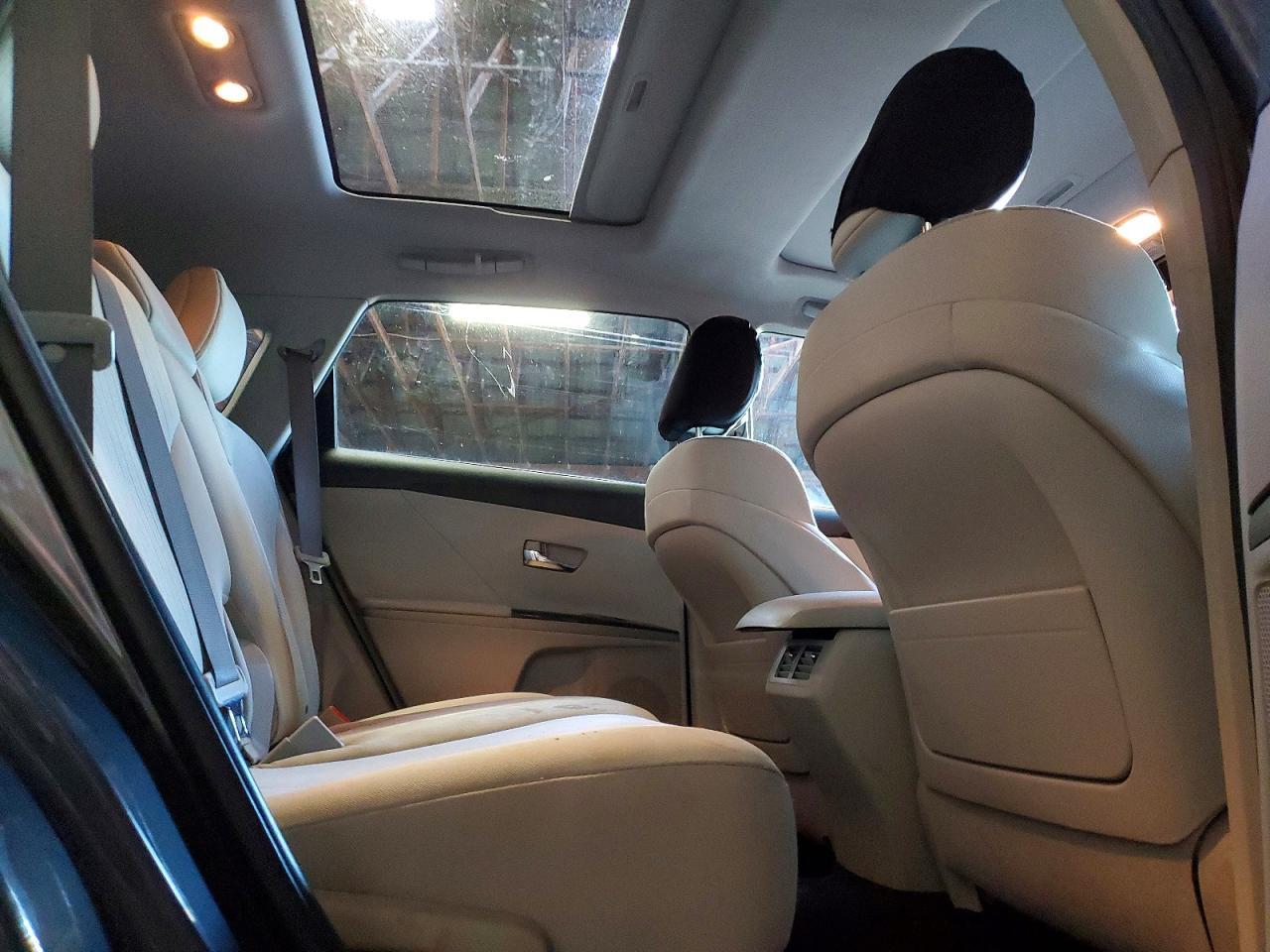 2011 TOYOTA VENZA