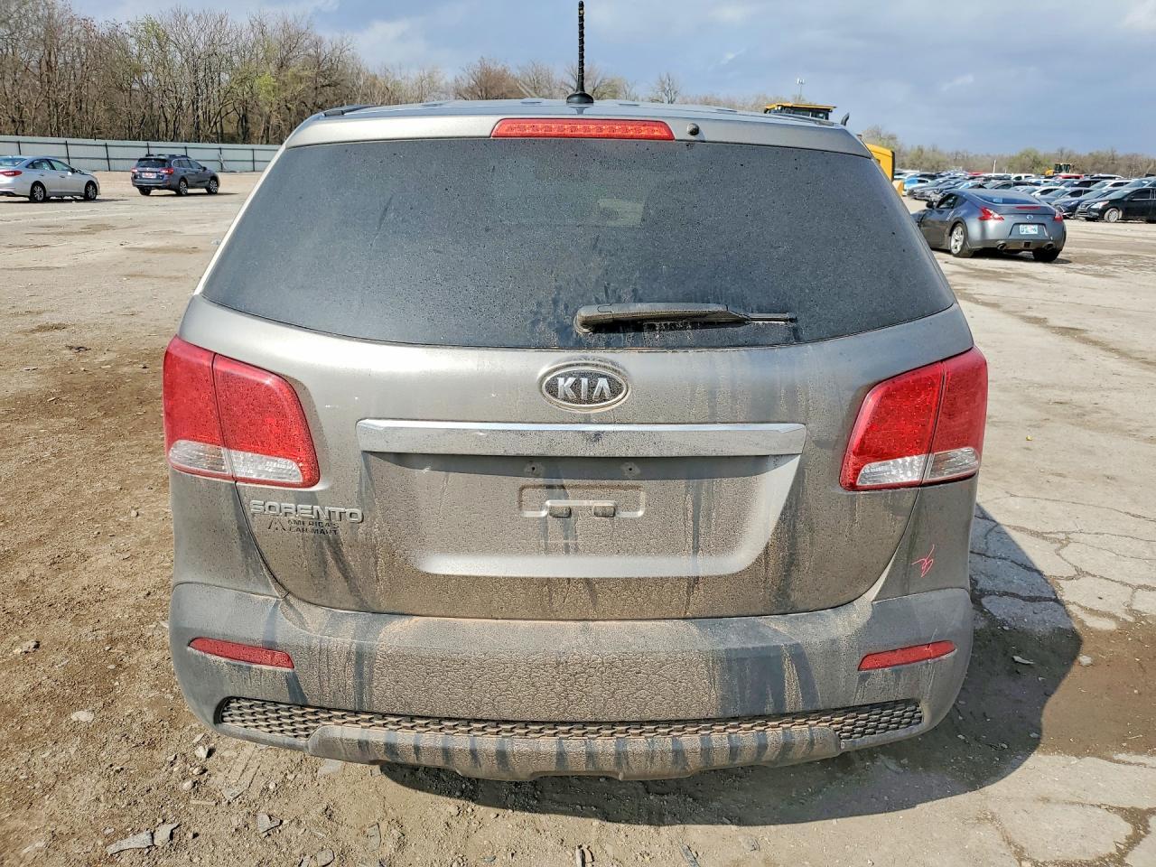 2013 KIA SORENTO
