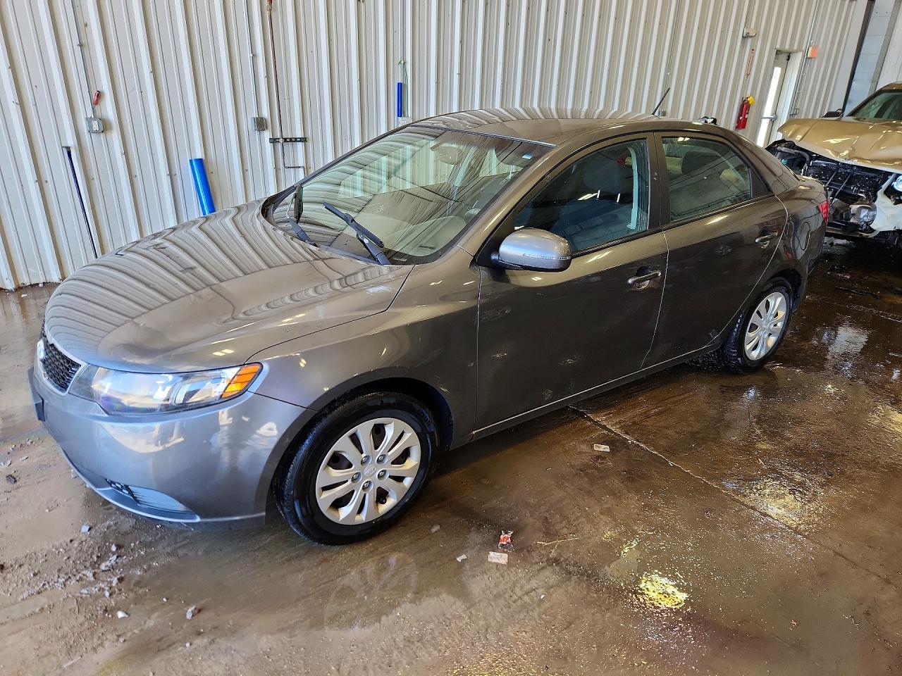 2013 KIA FORTE