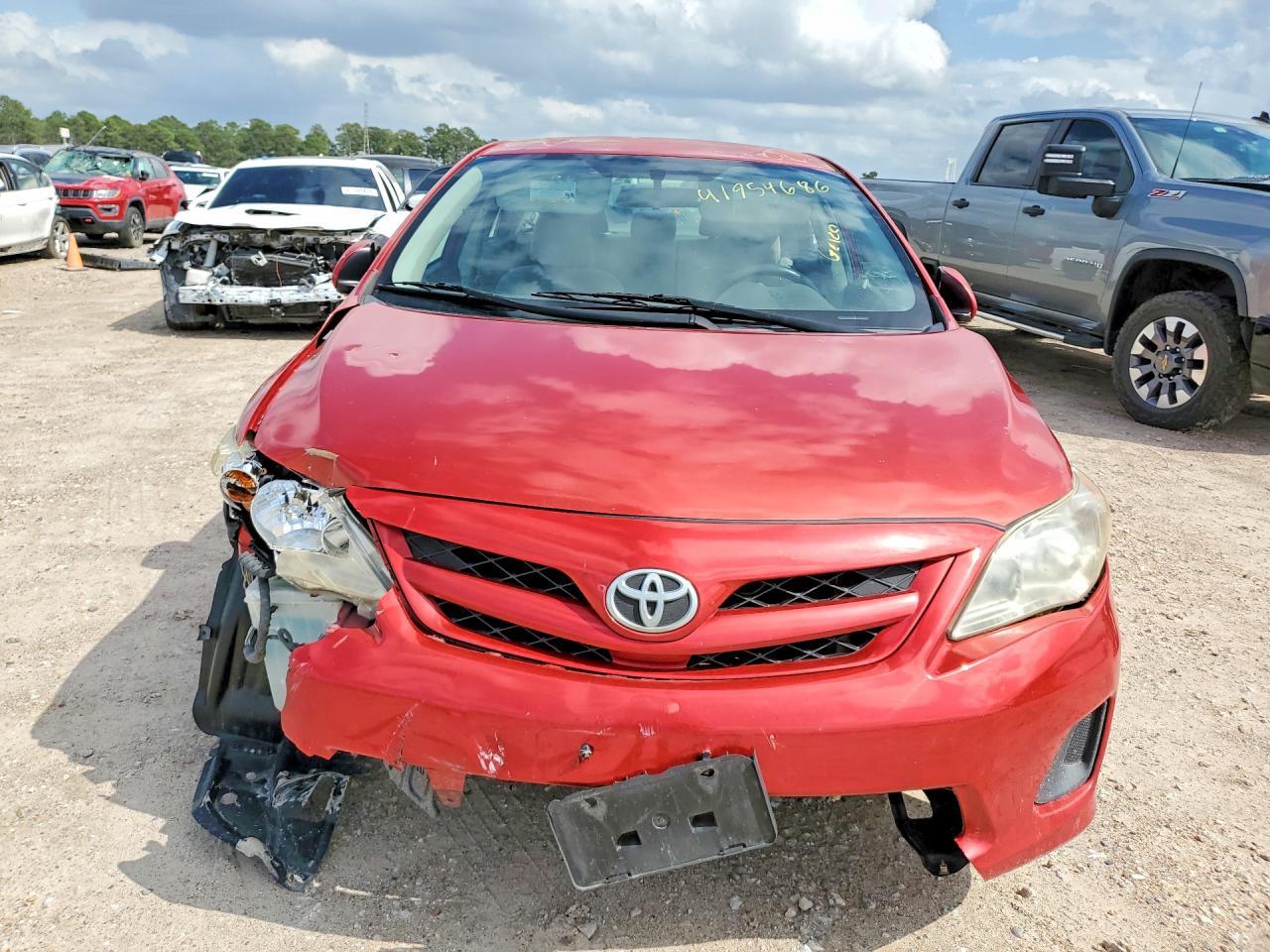 2011 TOYOTA COROLLA