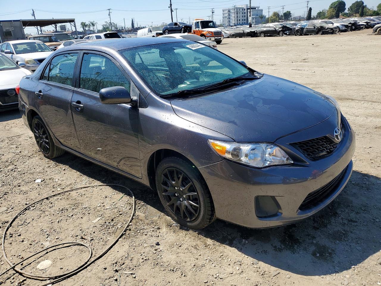 2013 TOYOTA COROLLA