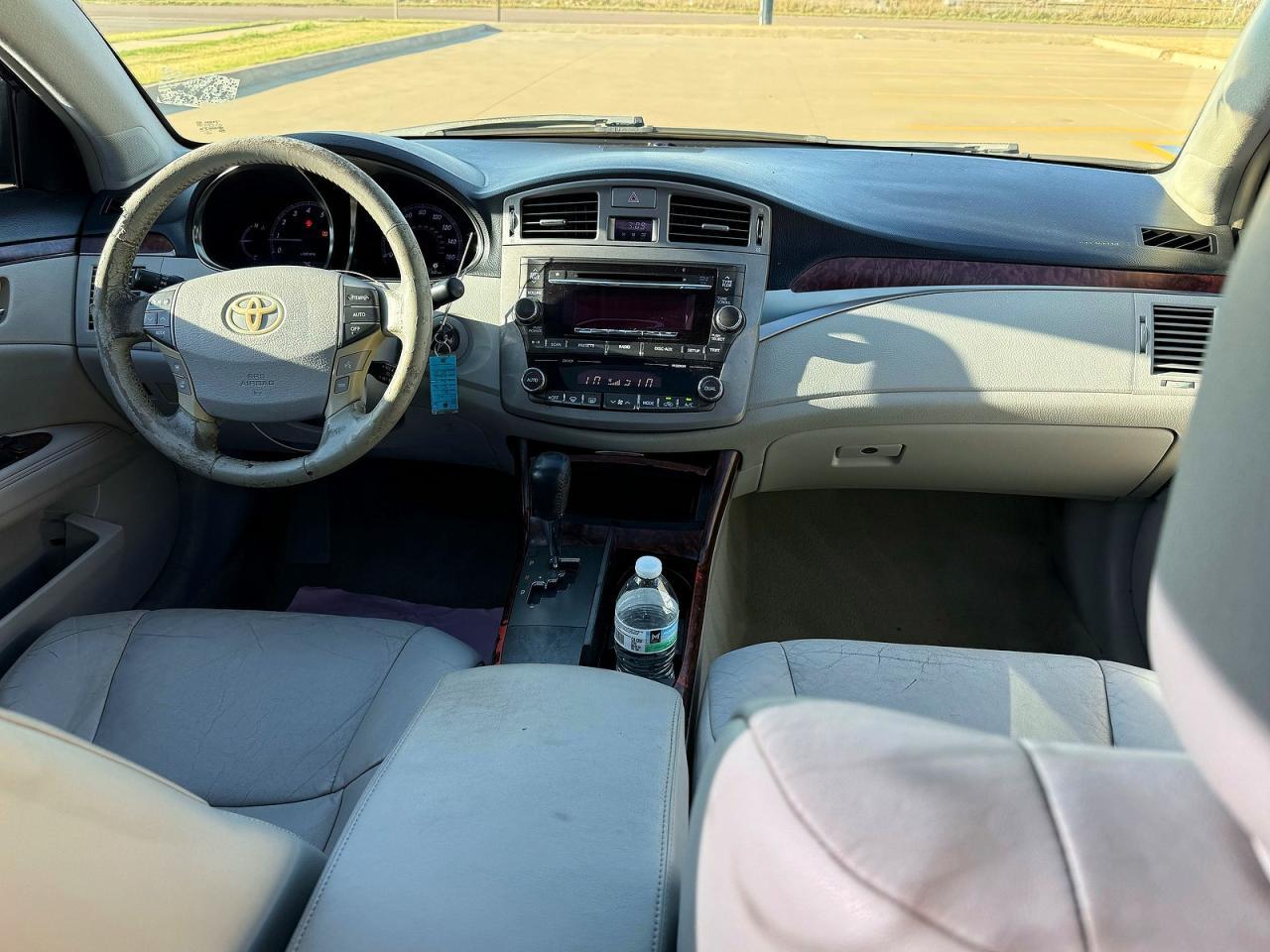 2011 TOYOTA Avalon