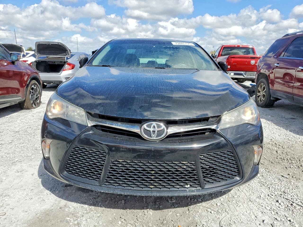 2016 TOYOTA CAMRY