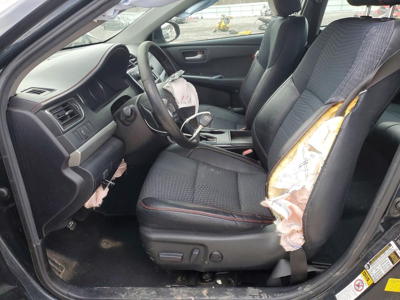2015 TOYOTA CAMRY