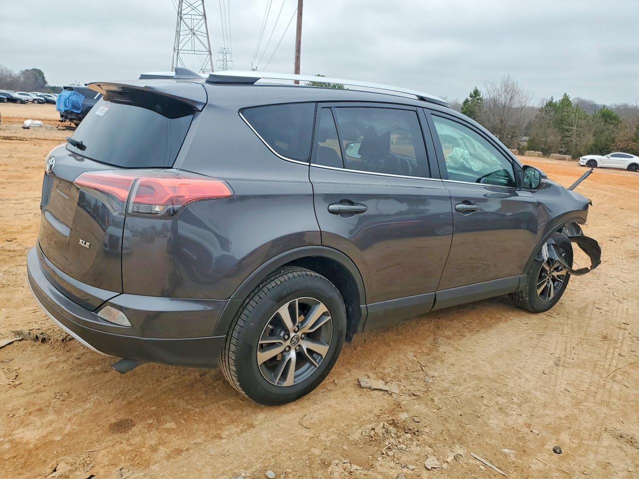2016 TOYOTA RAV4