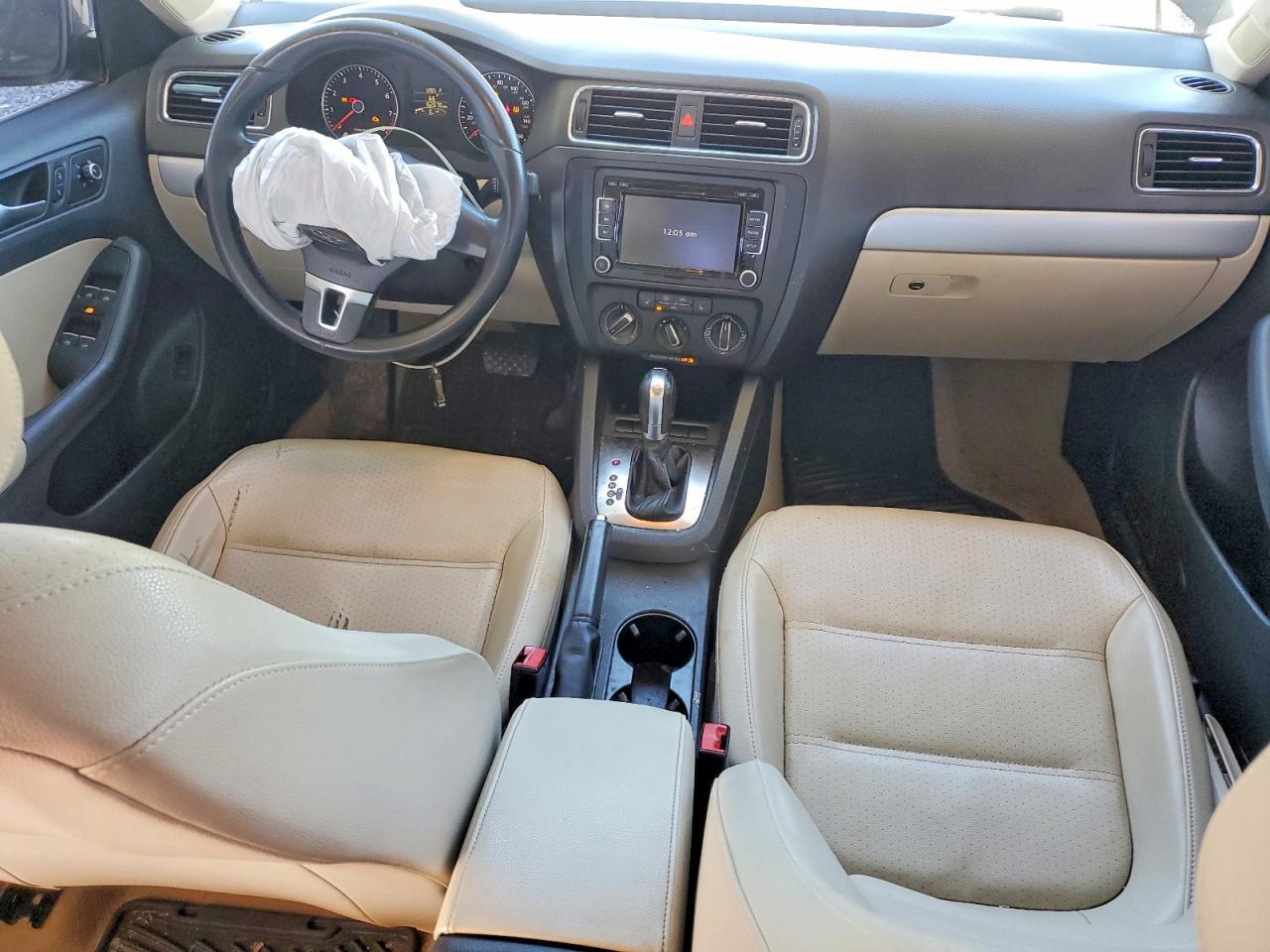 2013 VOLKSWAGEN JETTA