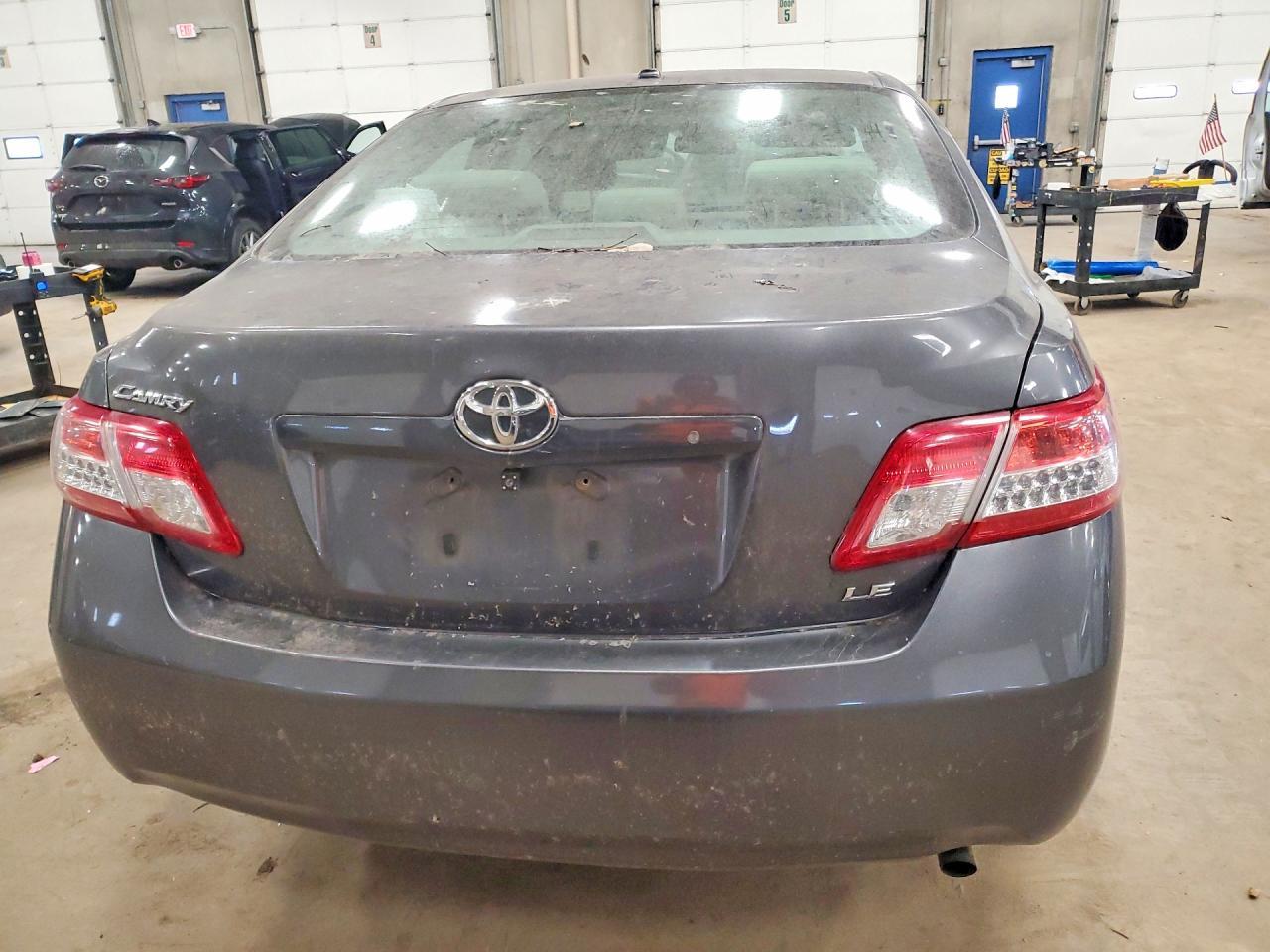 2010 TOYOTA CAMRY