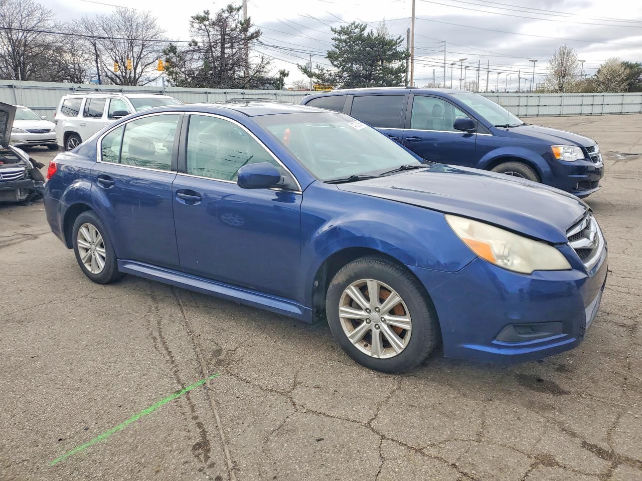 2011 SUBARU Legacy