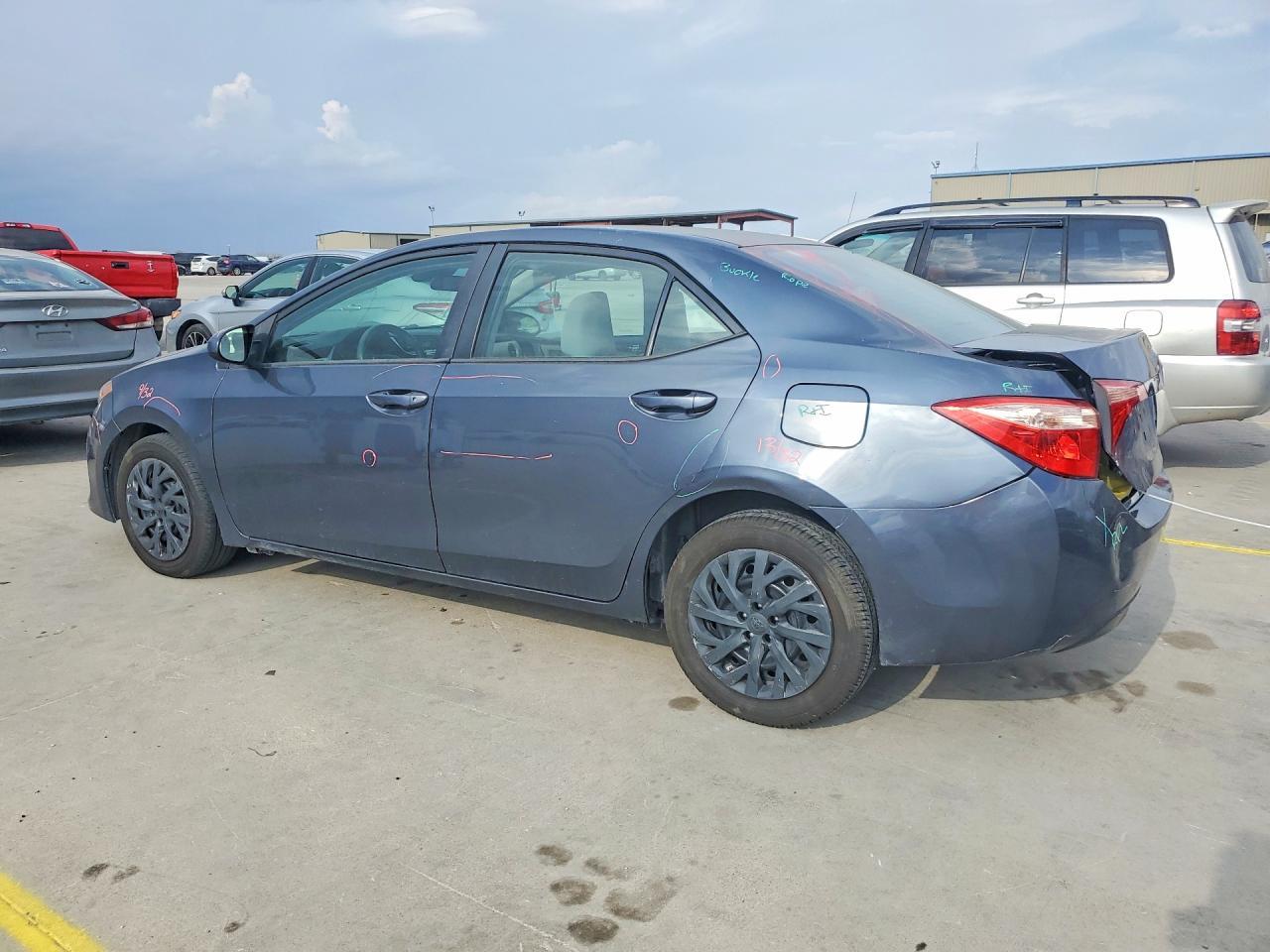 2019 TOYOTA COROLLA