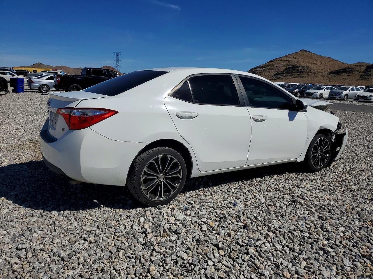 2016 TOYOTA COROLLA