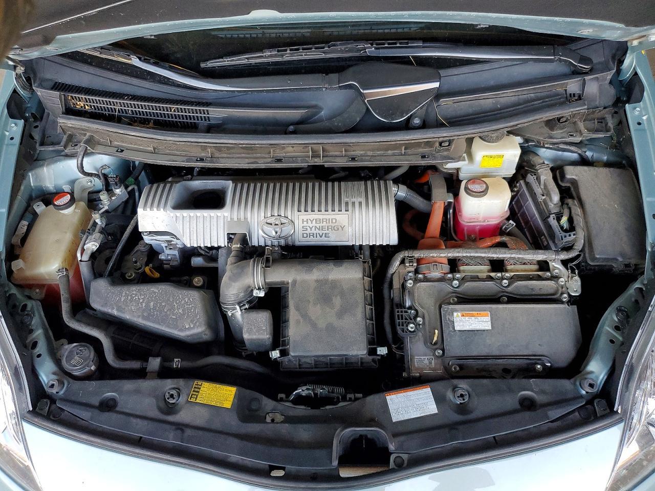 2015 TOYOTA PRIUS