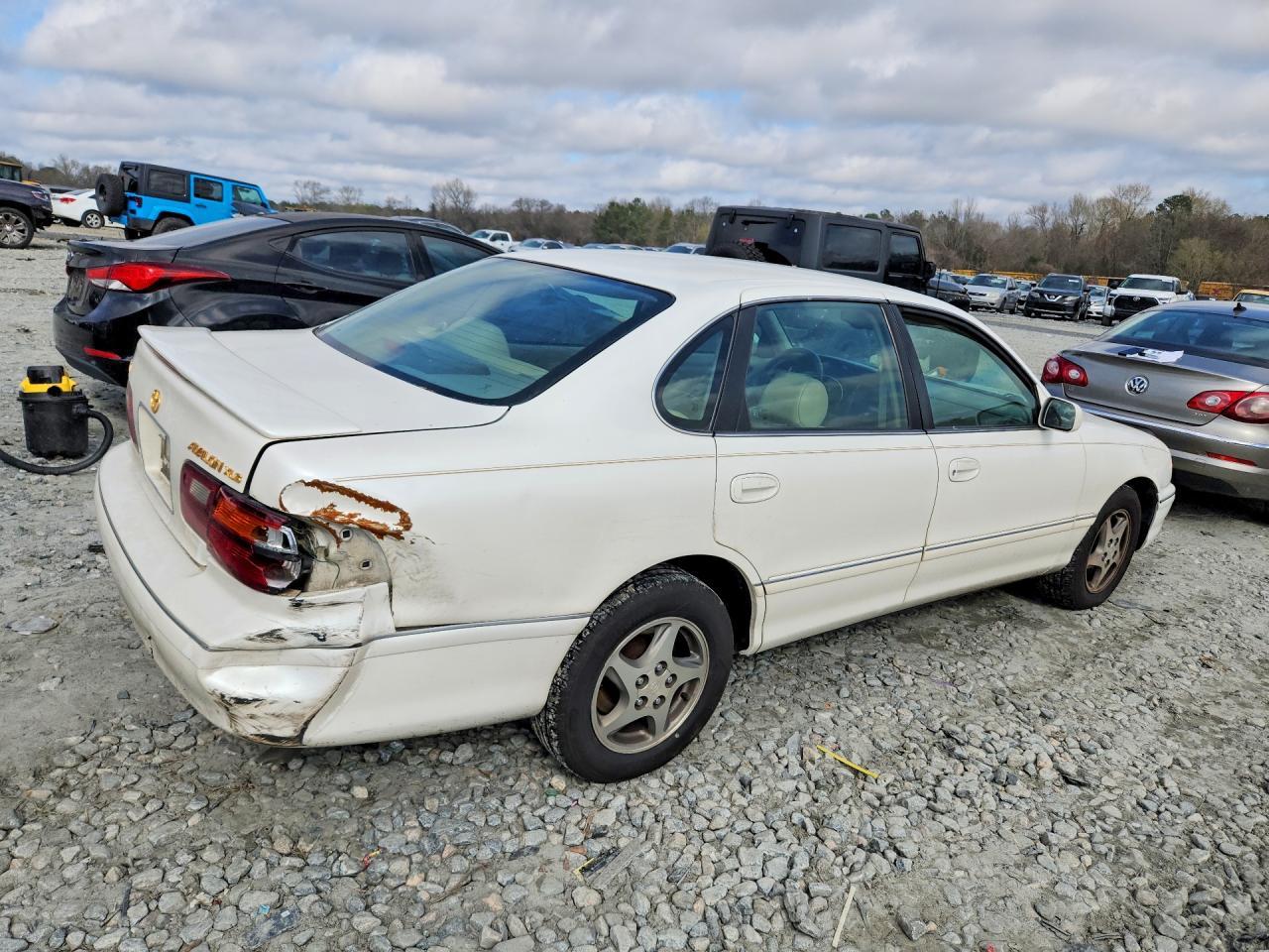 1999 TOYOTA Avalon