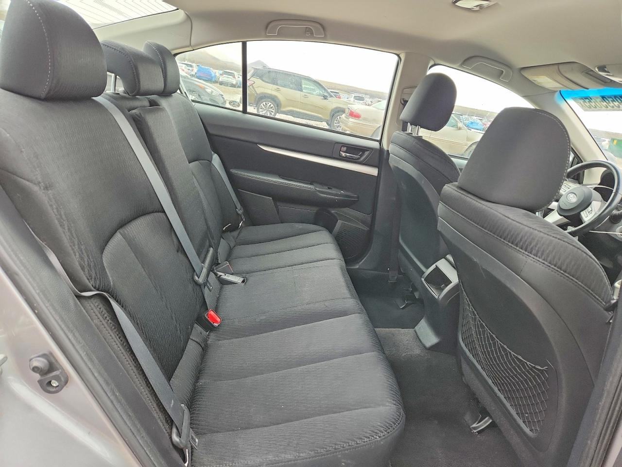 2010 SUBARU Legacy