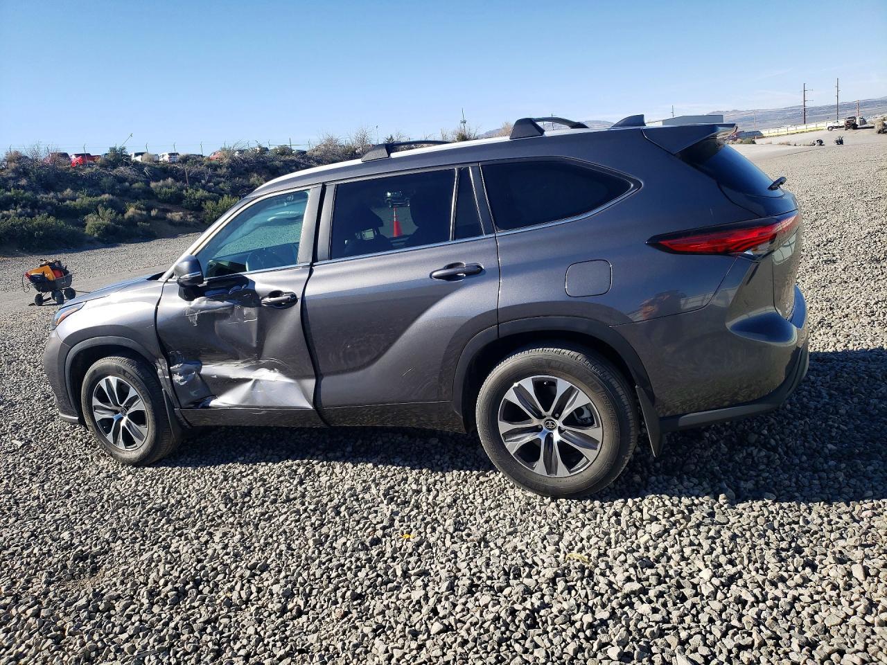2023 TOYOTA HIGHLANDER