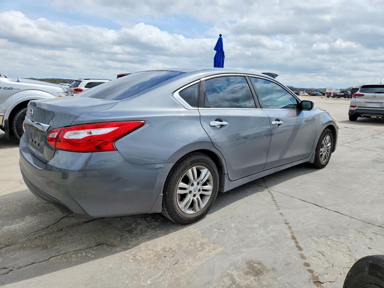 2017 NISSAN ALTIMA