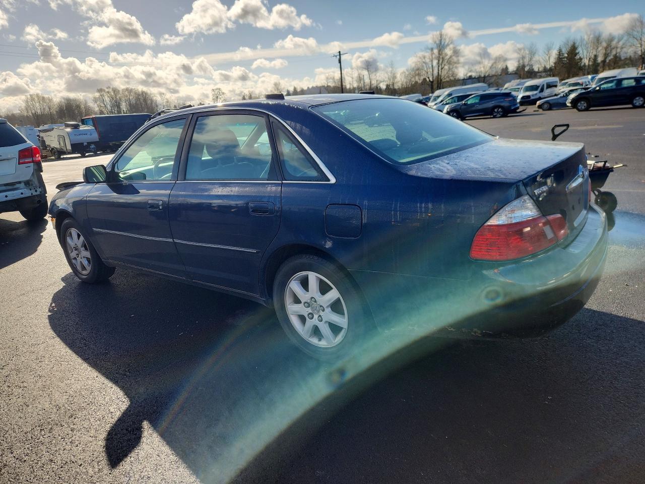 2004 TOYOTA Avalon