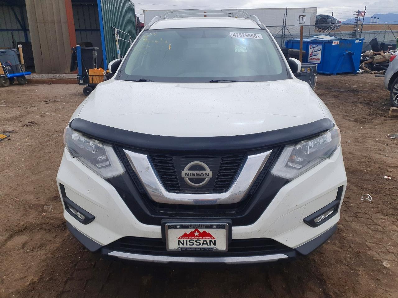 2017 NISSAN ROGUE