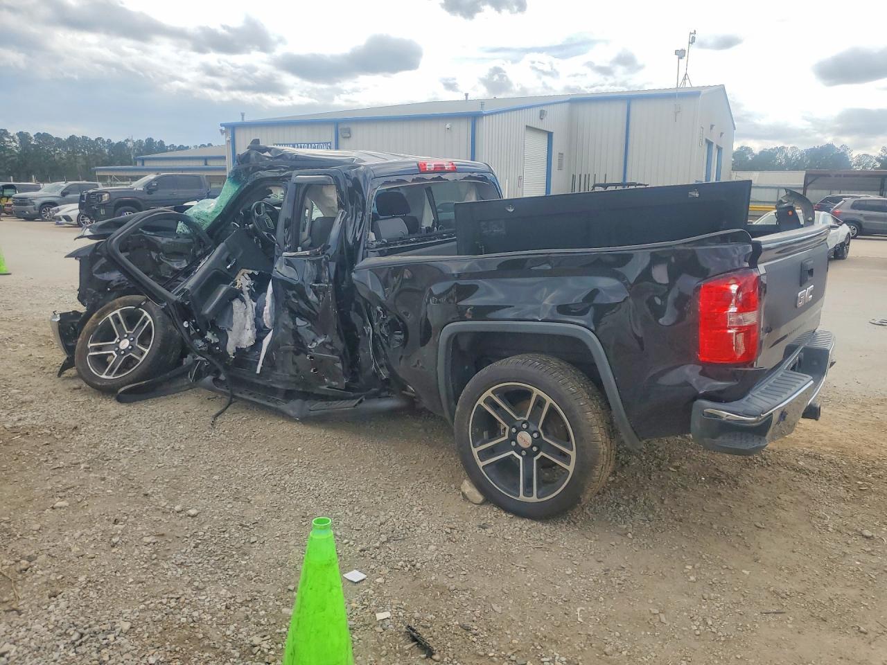 2015 GMC Sierra