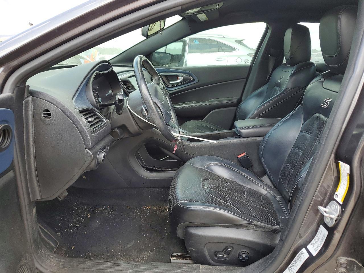 2015 CHRYSLER 200