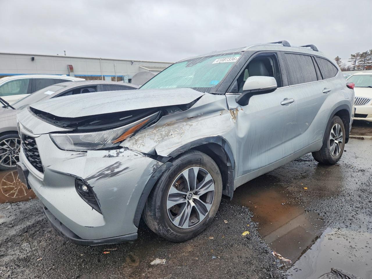 2020 TOYOTA HIGHLANDER
