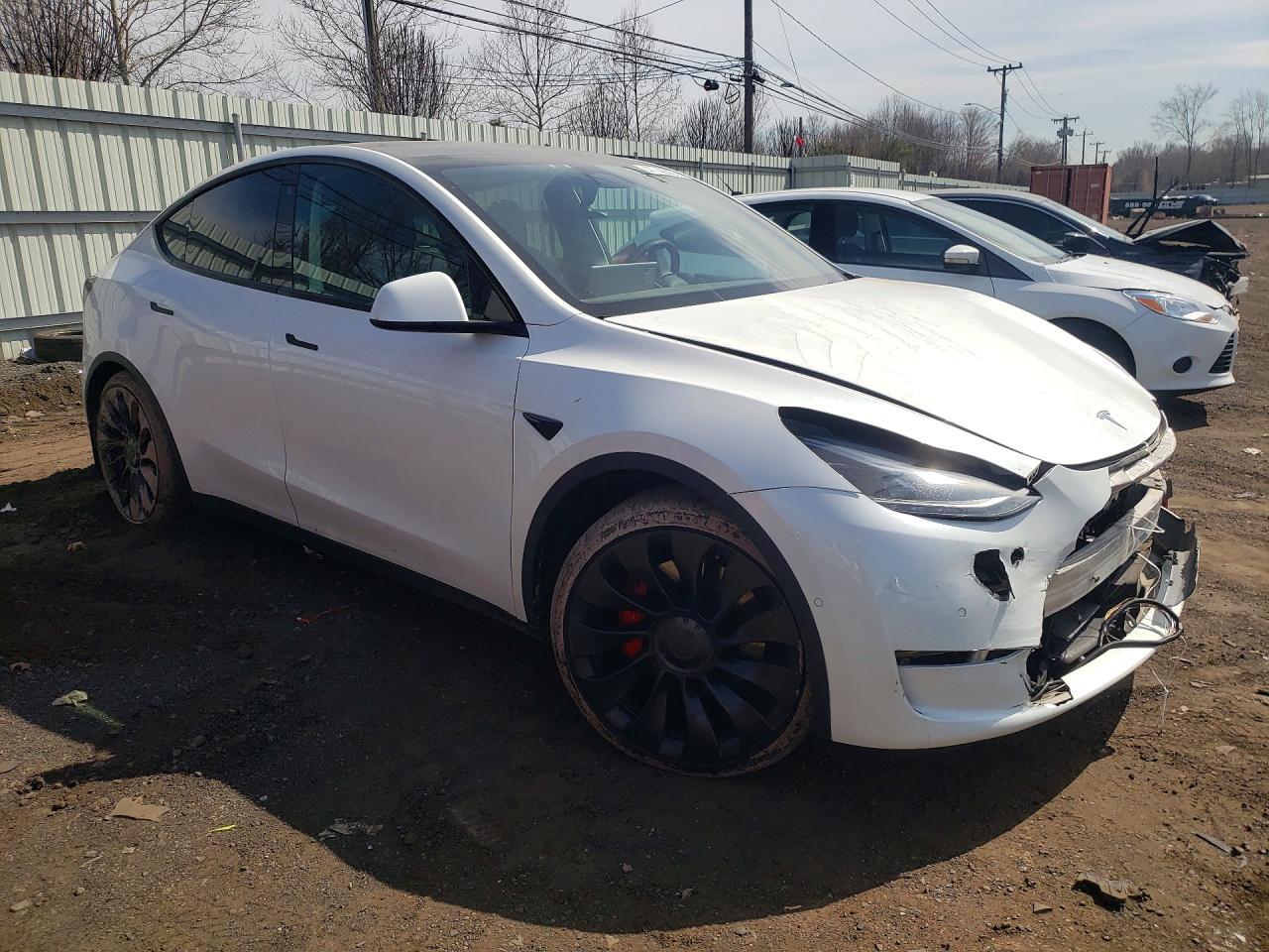 2022 TESLA MODEL Y