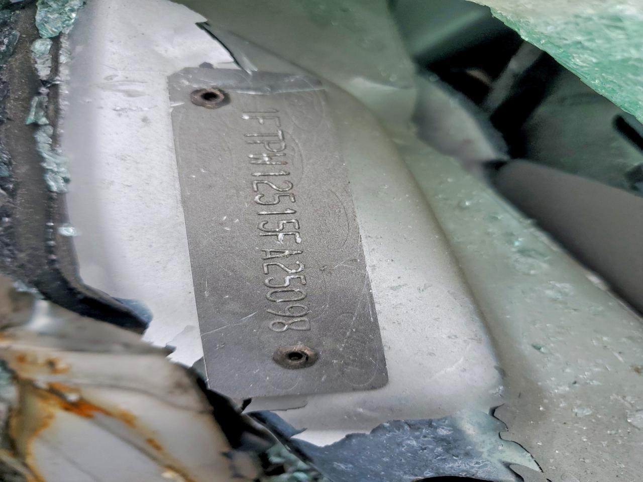 2005 FORD F-150 Lightning