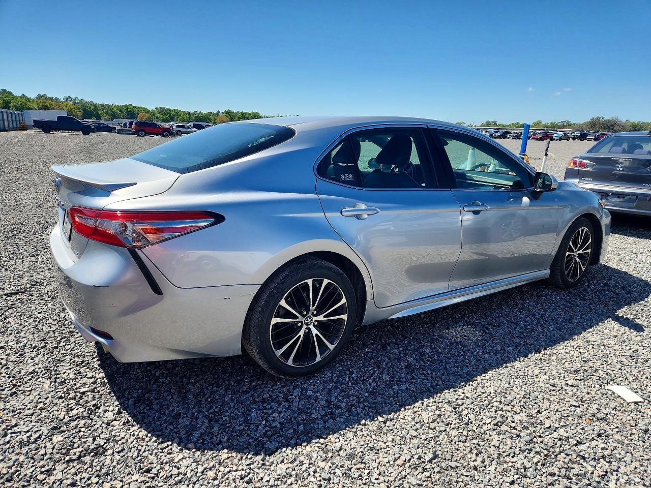 2018 TOYOTA CAMRY
