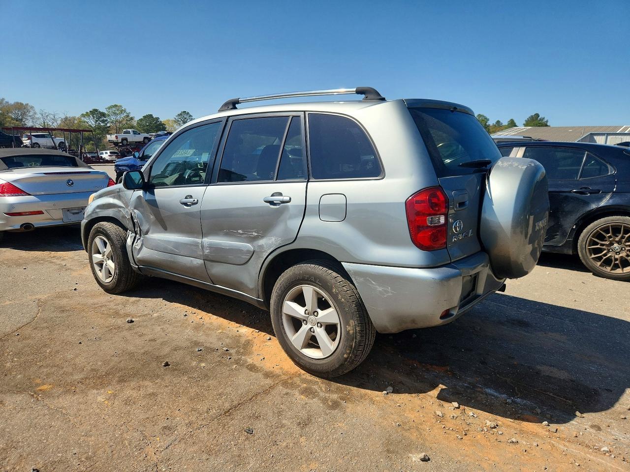 2004 TOYOTA RAV4