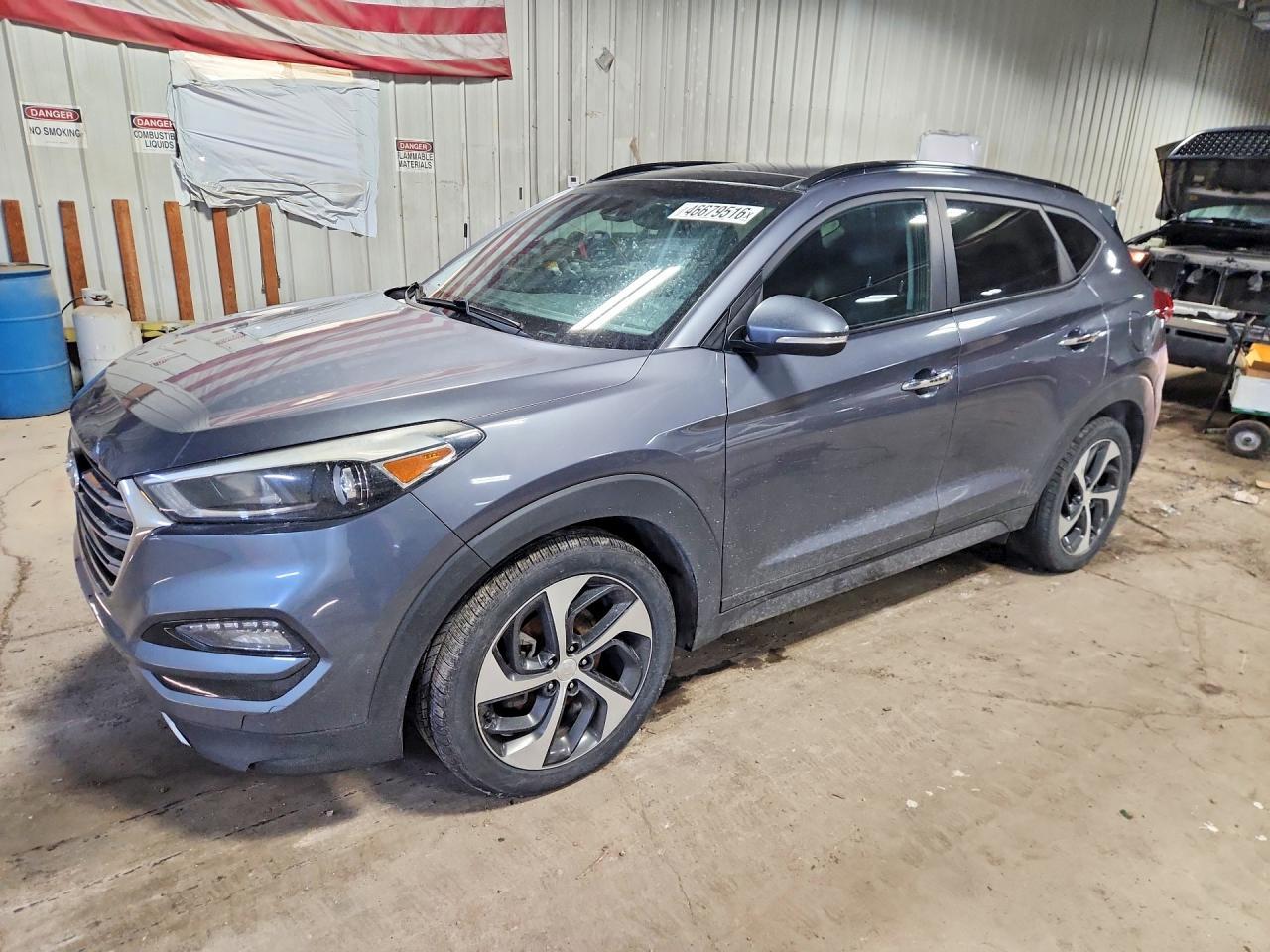 2016 HYUNDAI TUCSON