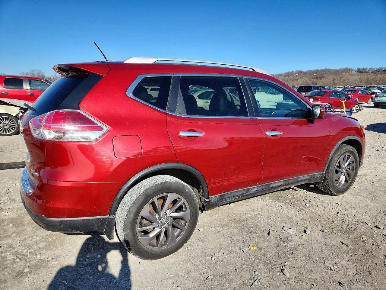 2016 NISSAN ROGUE