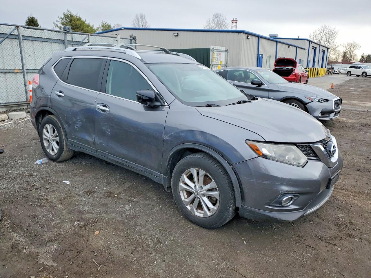 2016 NISSAN ROGUE