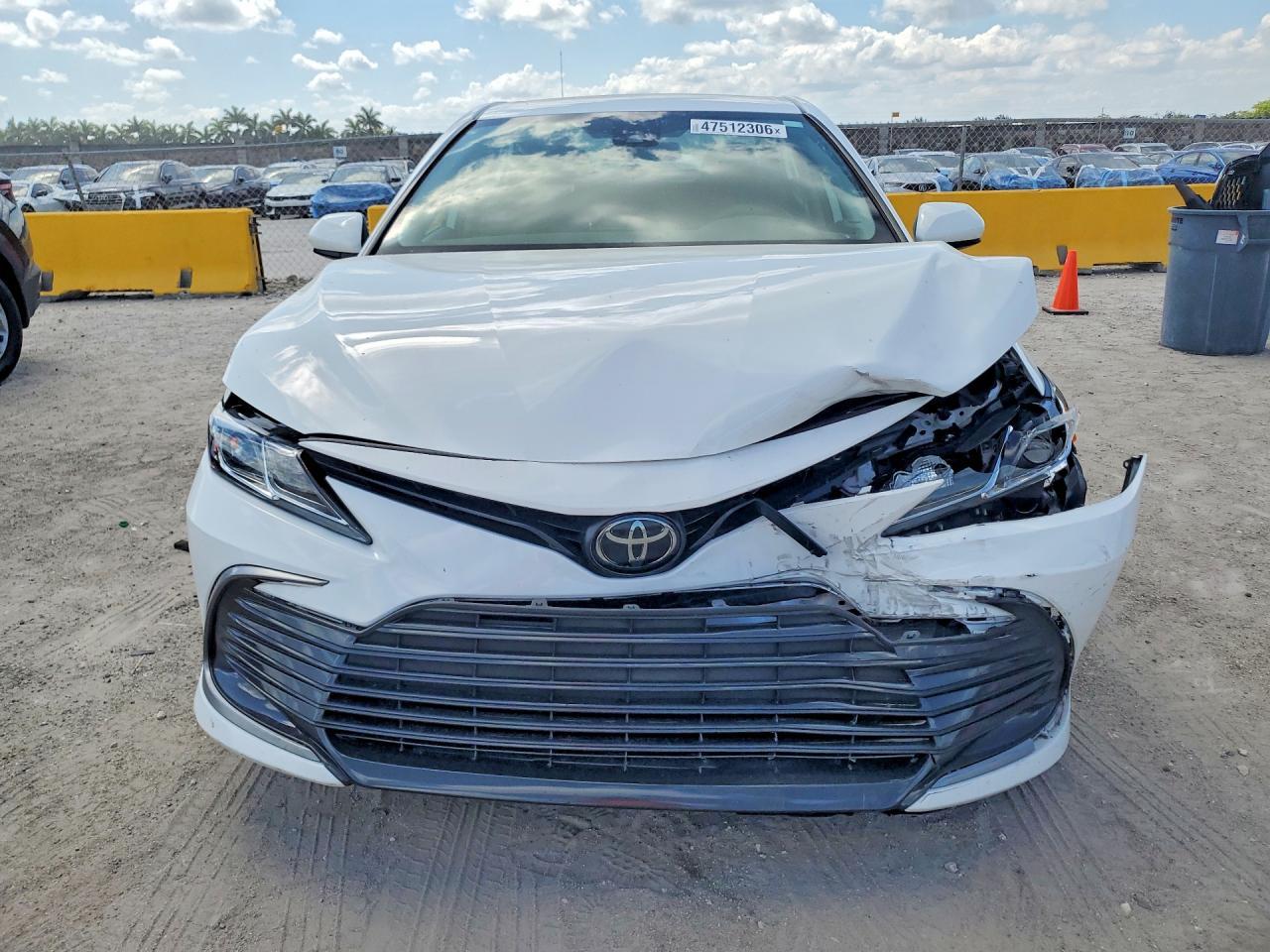 2022 TOYOTA CAMRY