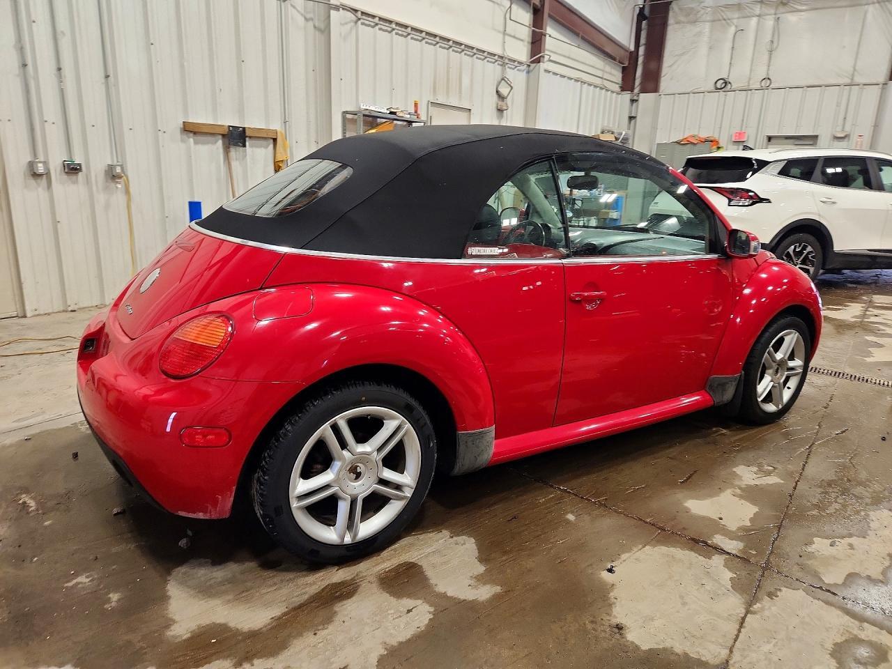 2005 VOLKSWAGEN Beetle