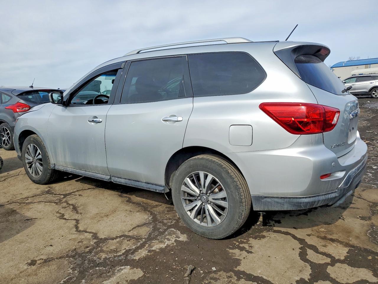 2018 NISSAN PATHFINDER