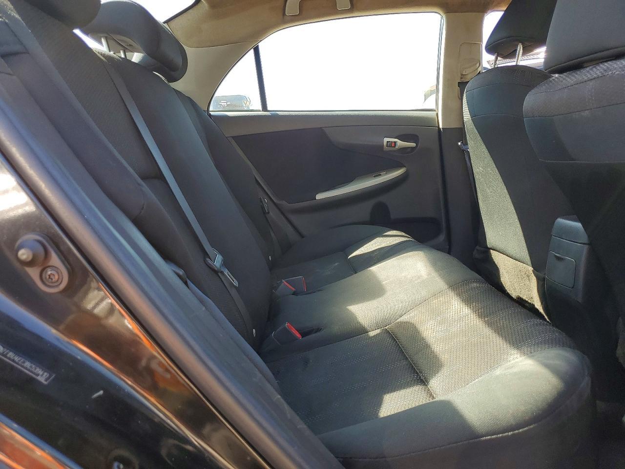 2011 TOYOTA COROLLA