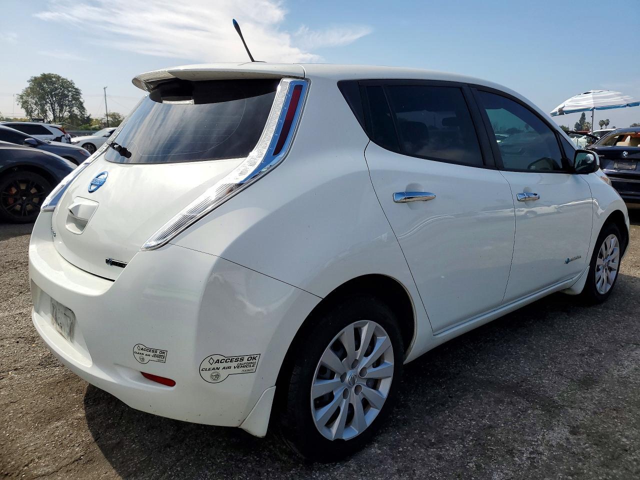 2013 NISSAN LEAF