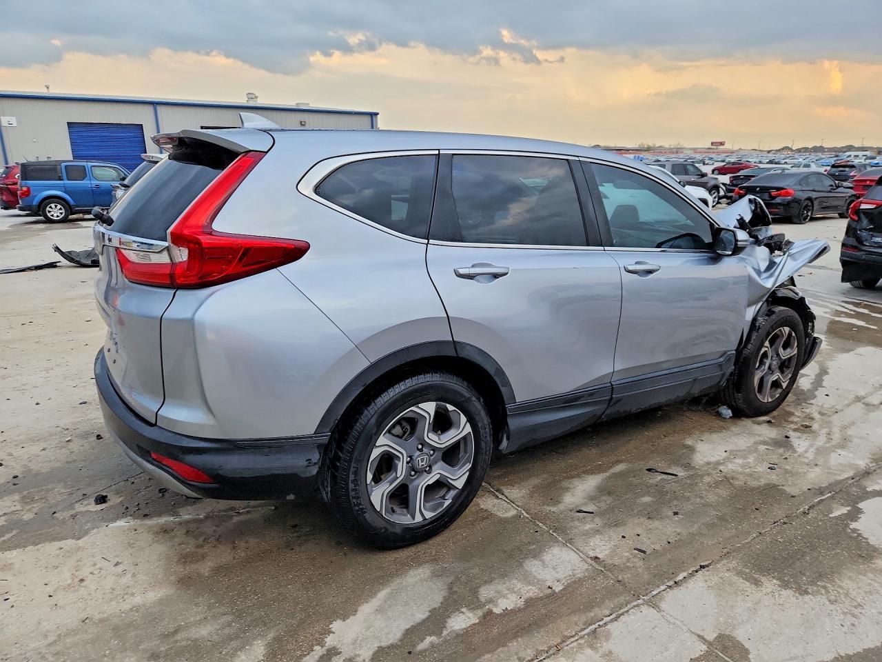 2018 HONDA CR-V