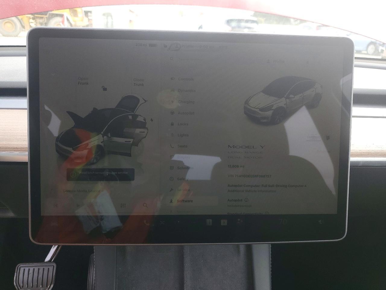 2024 TESLA MODEL Y