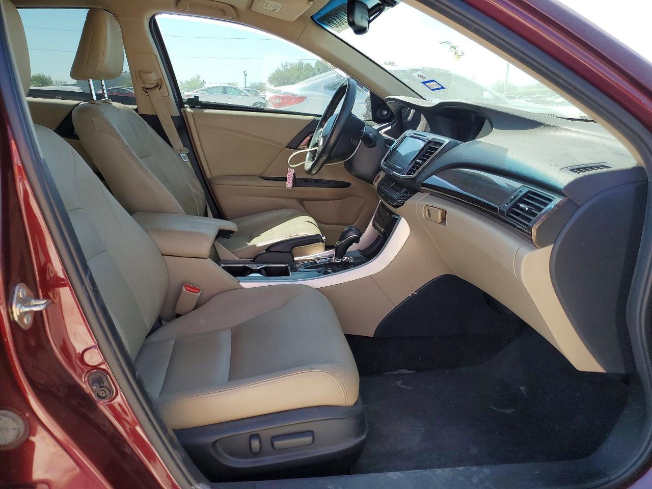 2016 HONDA ACCORD
