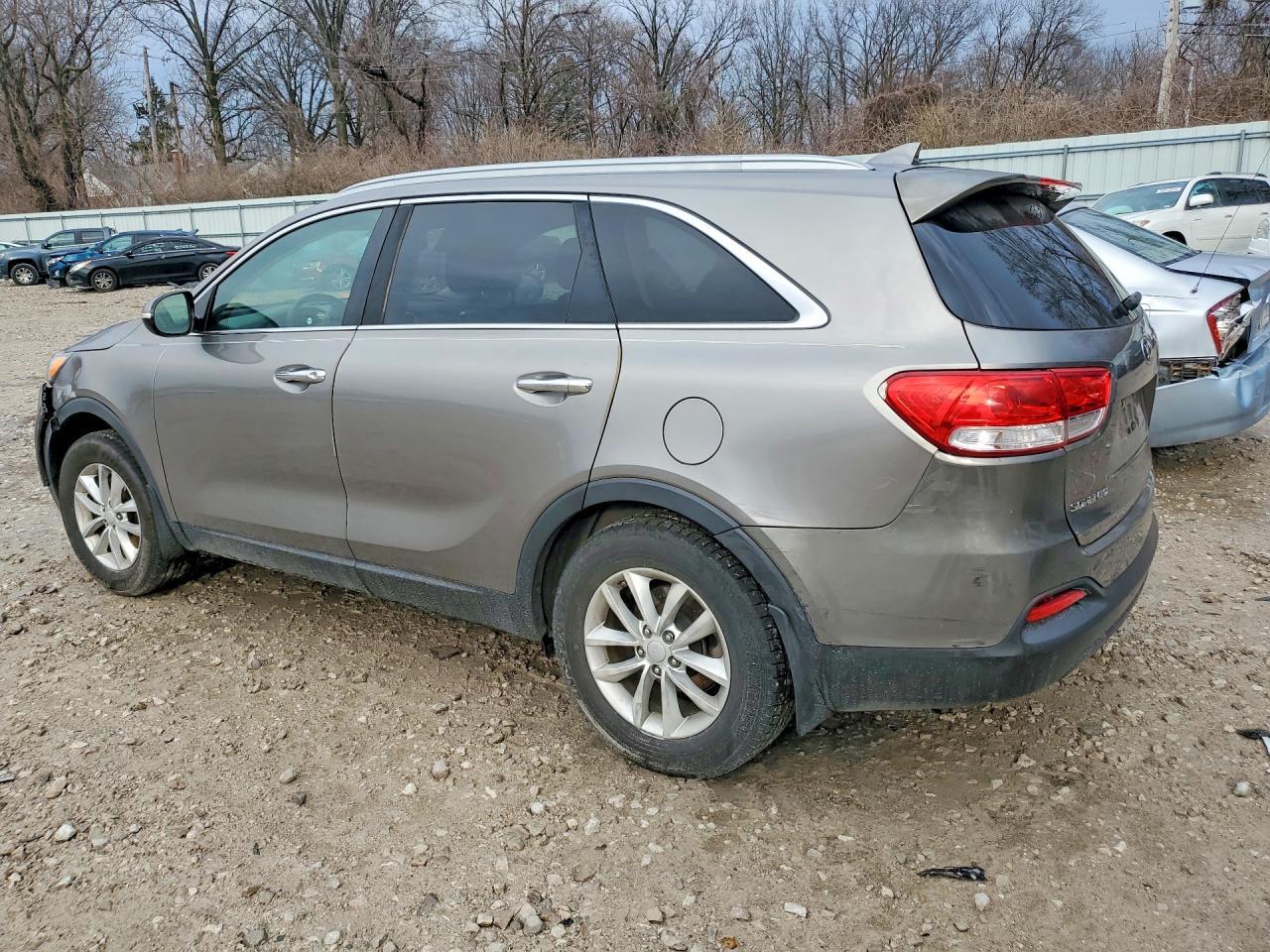 2016 KIA SORENTO
