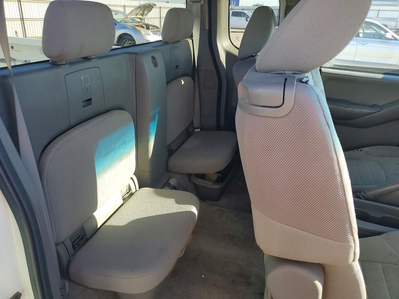 2013 NISSAN Frontier