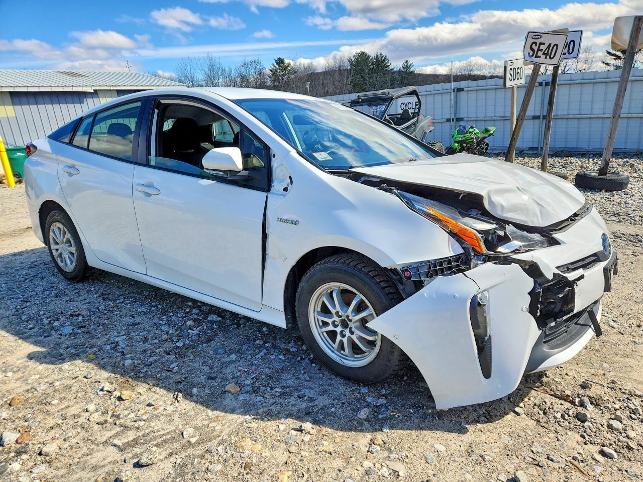 2022 TOYOTA PRIUS