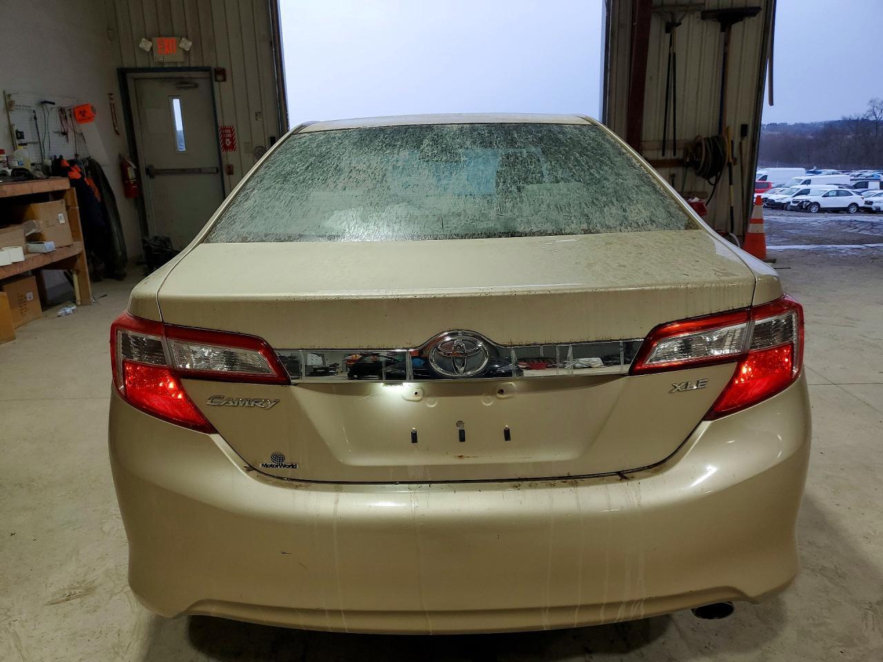 2012 TOYOTA CAMRY