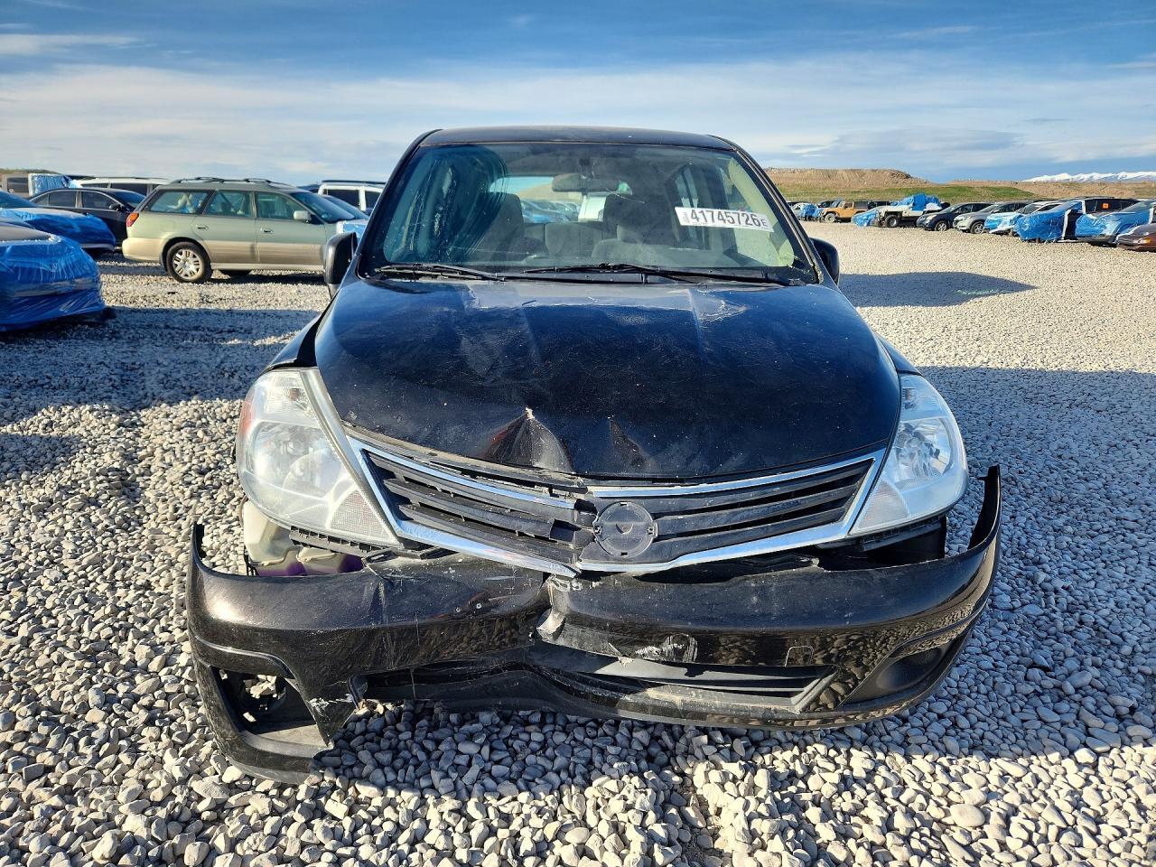2011 NISSAN VERSA