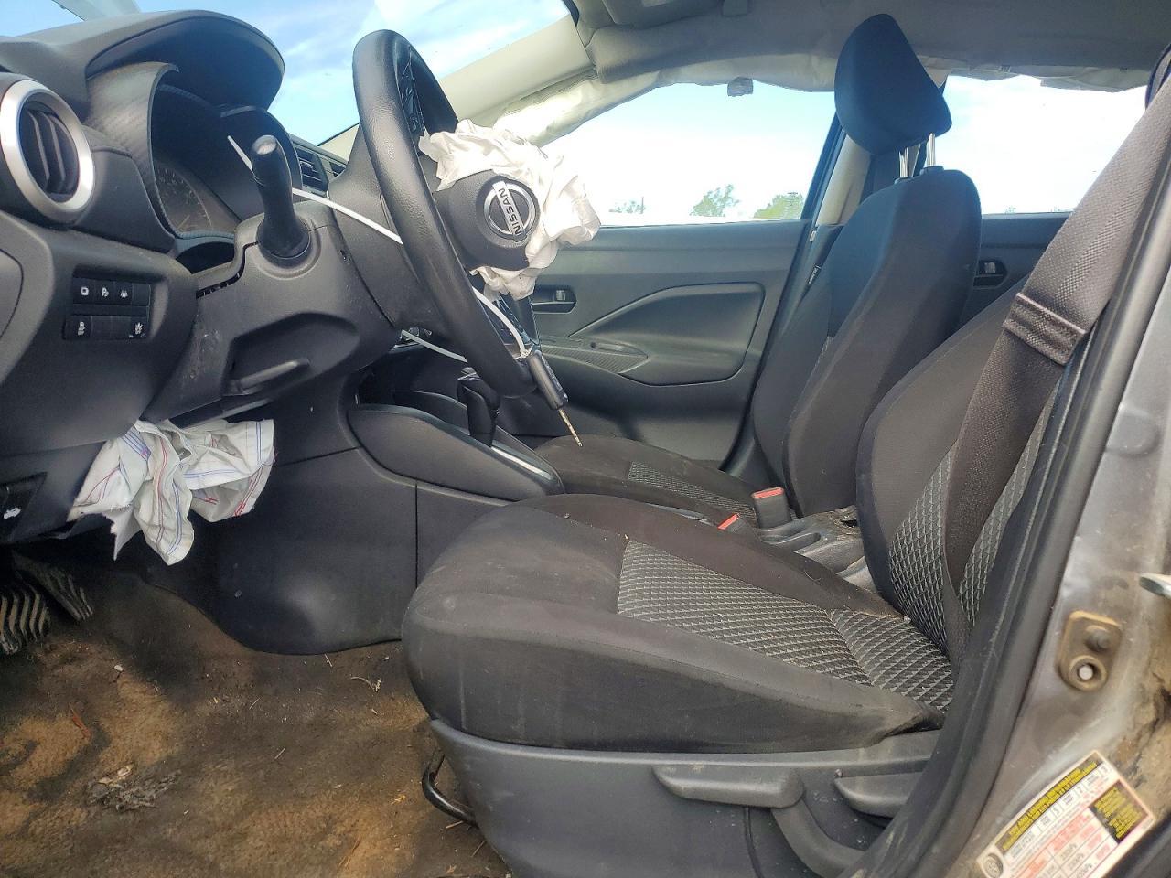 2022 NISSAN VERSA