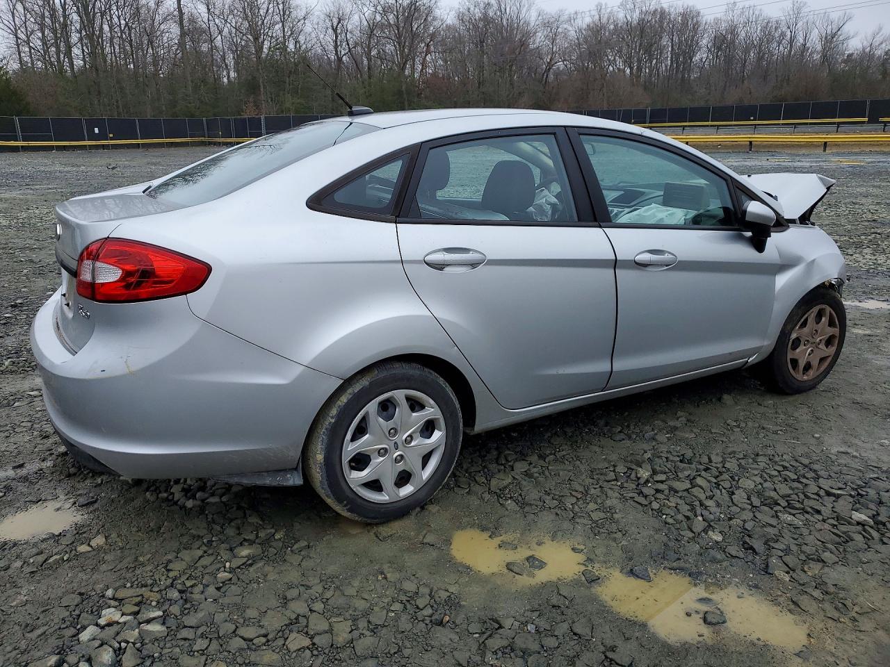 2012 FORD Fiesta