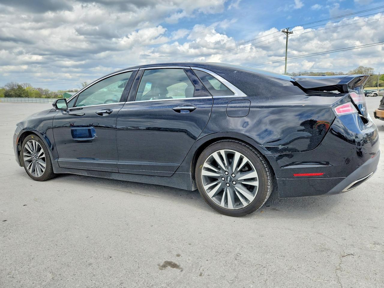 2017 LINCOLN MKZ