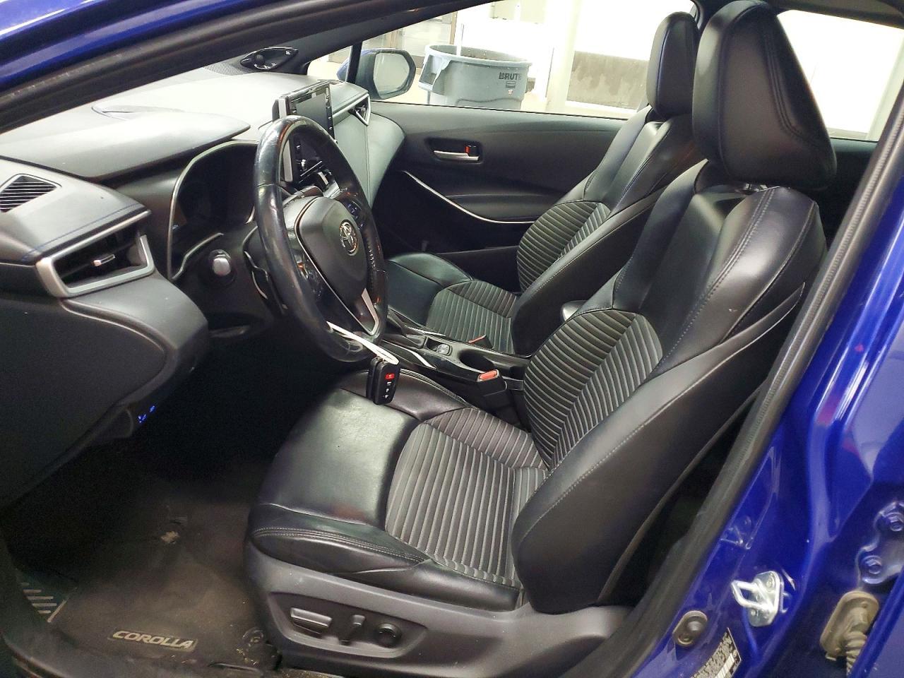 2021 TOYOTA COROLLA