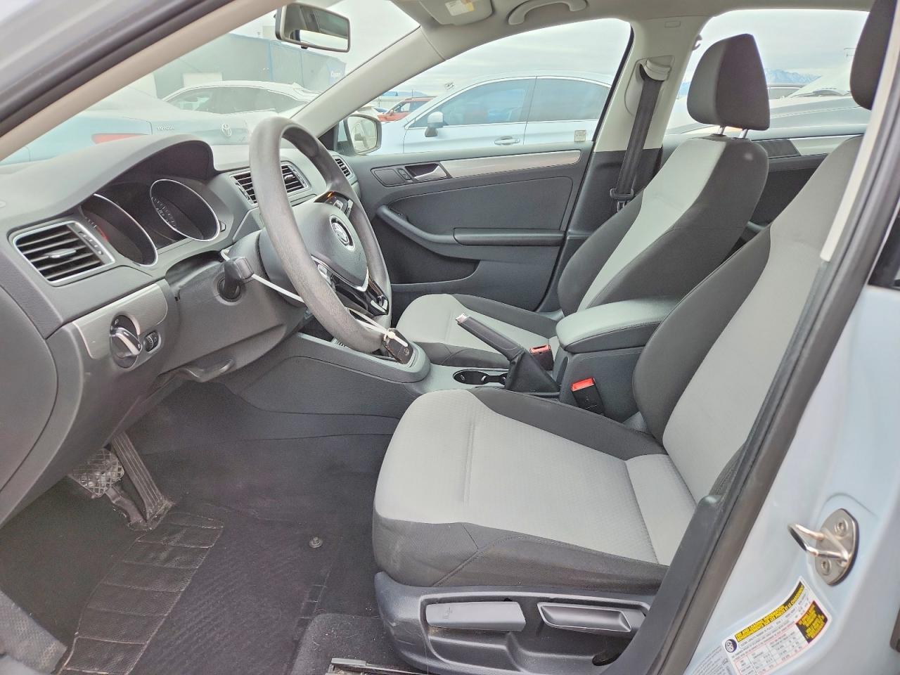 2017 VOLKSWAGEN JETTA