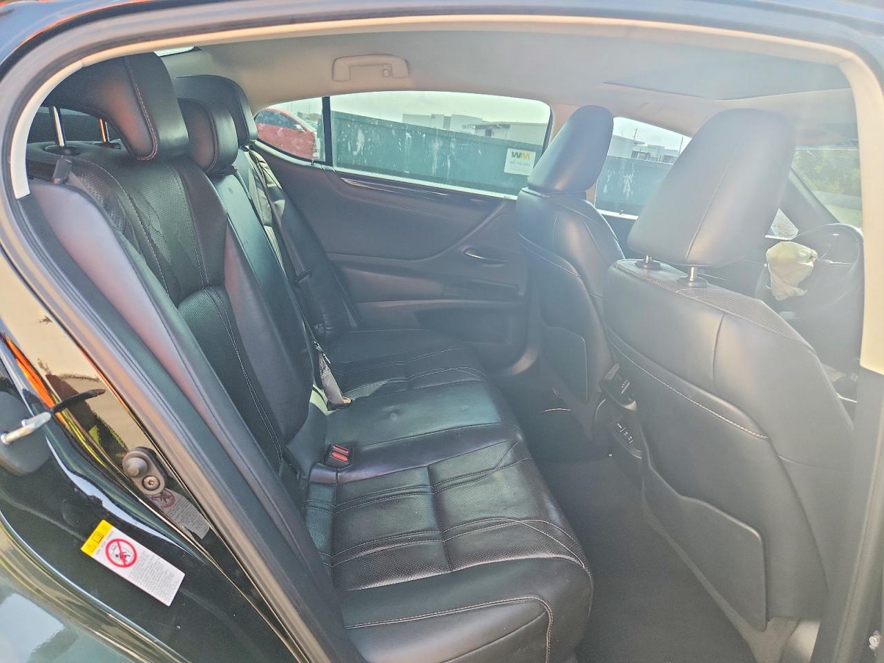 2019 LEXUS ES 350